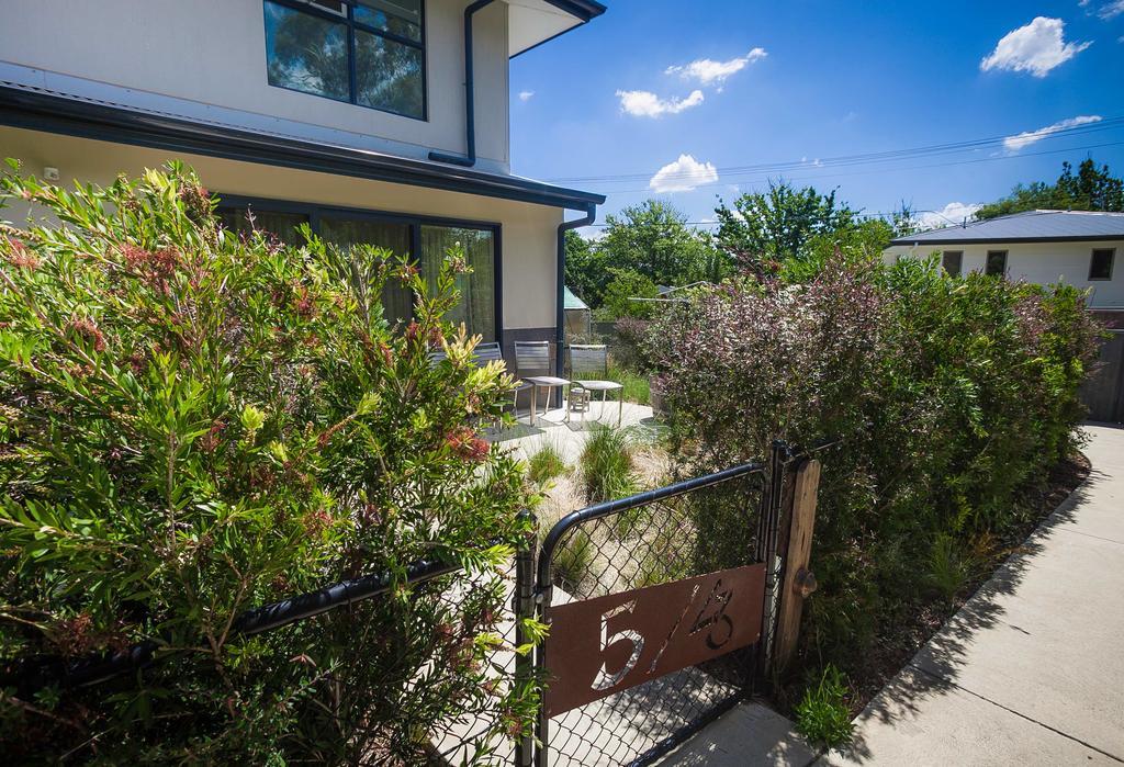 One Of A Kind Apartments Canberra Kültér fotó